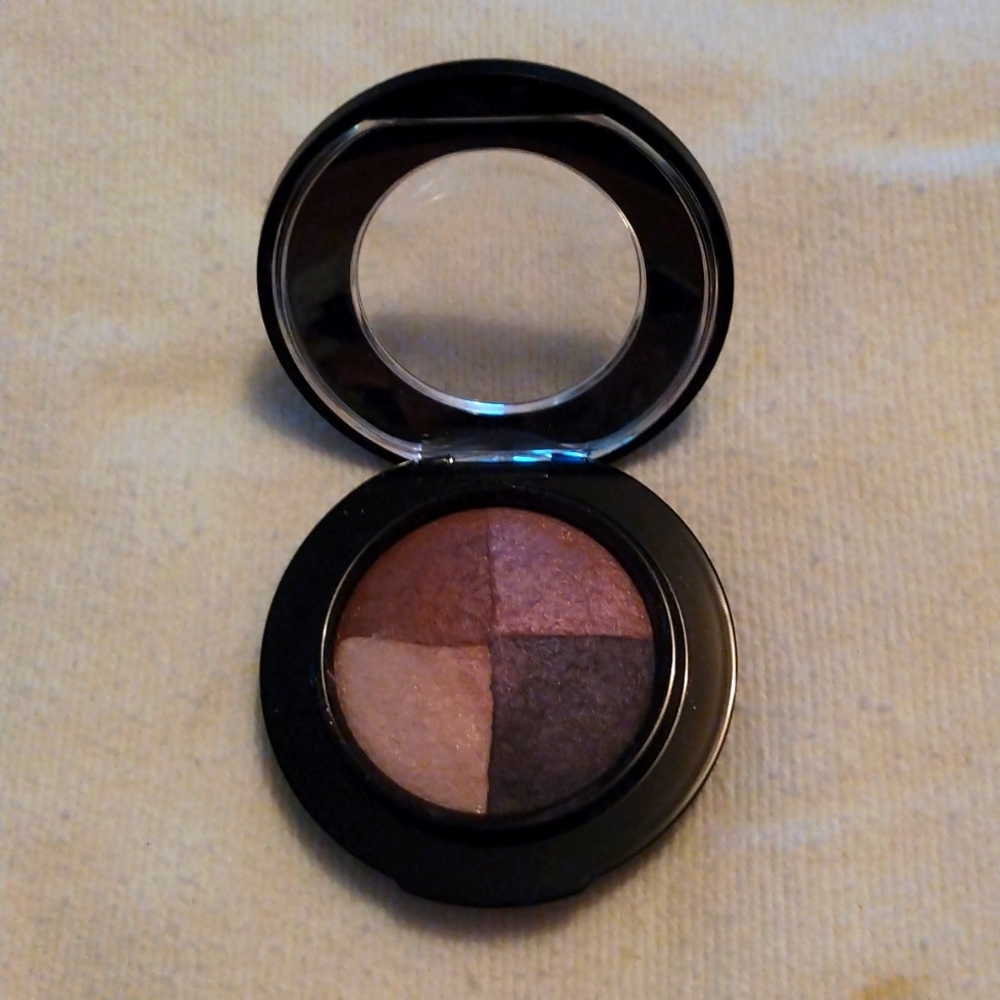 💚3 for $30💚Single Eyeshadow Bundle - Picture 6 of 9